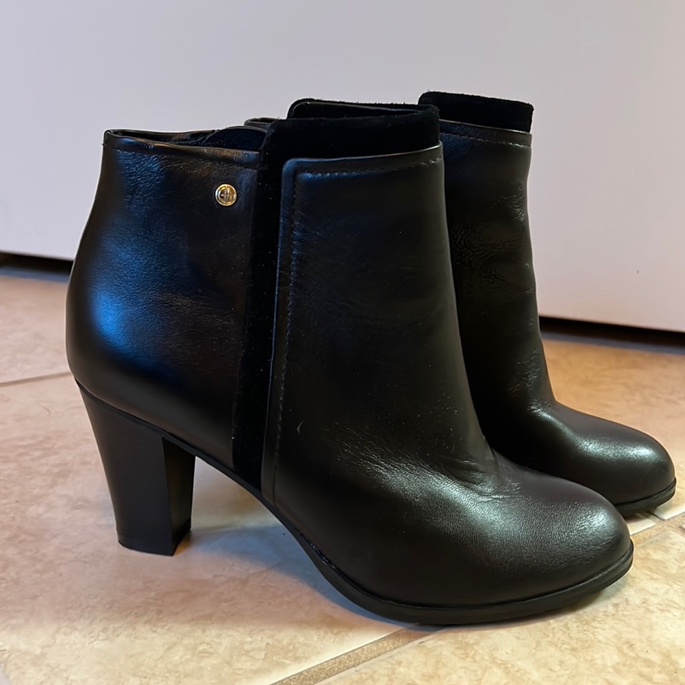 Like new Gianni Bernini leather booties size 8.5